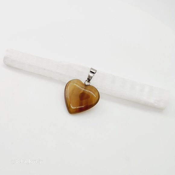 Small Brown Orange Striped Onyx Agate Heart Shaped Pendant - Picture 4 of 4